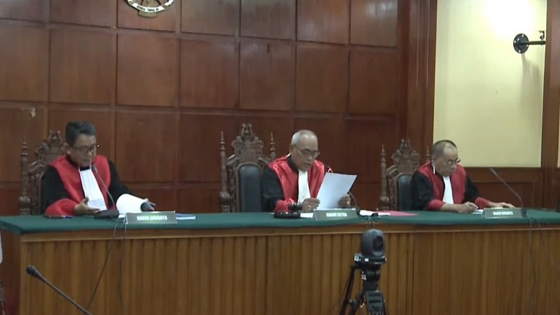 Tiga Majelis Pengadilan Tinggi (PT) DKI Jakarta membacakan hasil putusan banding KPU RI. (Foto: Repro)