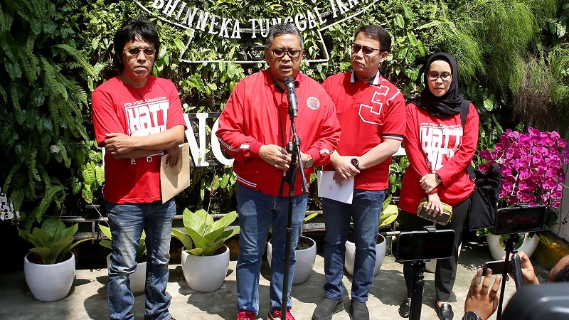 Sekjen DPP PDI Perjuangan, Hasto Kristiyanto memberikan keterangan Pers usai PPP mendukung Ganja Pranowo menjadi Bacapres 2024. (Foto: Disway)
