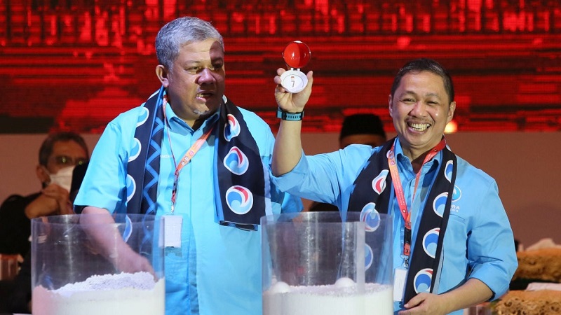Ketua Umum Partai Gelora, Anis Matta dan Wakil Ketua Umum Fahri Hamzah (Foto: Dok JPNN)