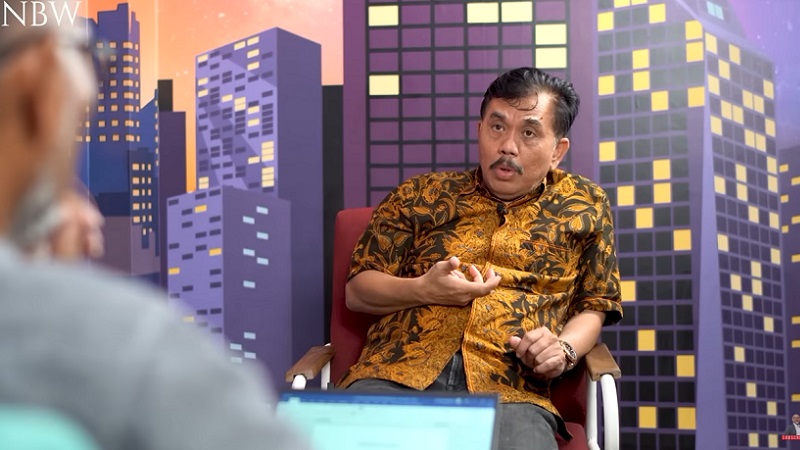 Direktur Sabang Merauke Circle, Syahganda Nainggolan, dalam podcast bersama Bambang Widjoyanto. (Foto: Tangkapan Layar)