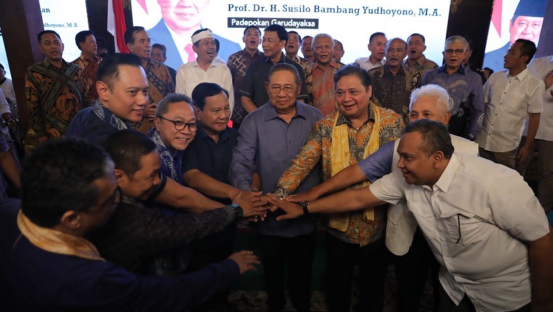 Ketua Majelis Tinggi Partai Demokrat, Susilo Bambang Yudhoyono (SBY) di kediaman Prabowo Subianto di Hambalang. (Foto: Dok Demokrat)