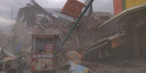 Kerusakan akibat gempa di Cianjur