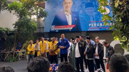 Ketua Umum DPP Demokrat Agus Harimurti Yudhoyono (AHY) bersama Koalisi KIB menyampaikan keterangan pers. (Foto: Istimewa)
