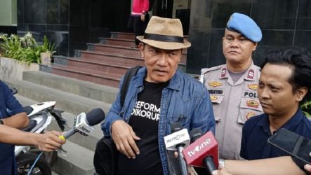 Mantan Pimpinan KPK Saut Situmorang menjadi saksi ahli kasus dugaan pemerasan oleh Pimpin Ketua KPK saat ini. (Foto: Medcom)