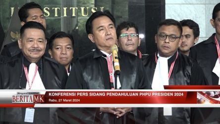 Kuasa Hukum Tim Prabowo- Gibran saat menyampaikan koferensi pers di sidan PHPU Pilpres 2024. (Foto: Repro)