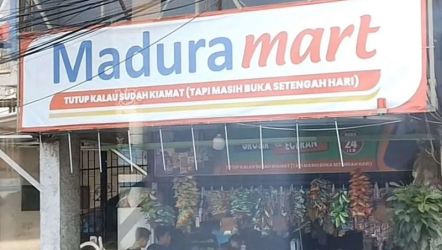 Penampakan warung Madura Mart yang bikin minimarket kelabakan. (Foto: Repro)